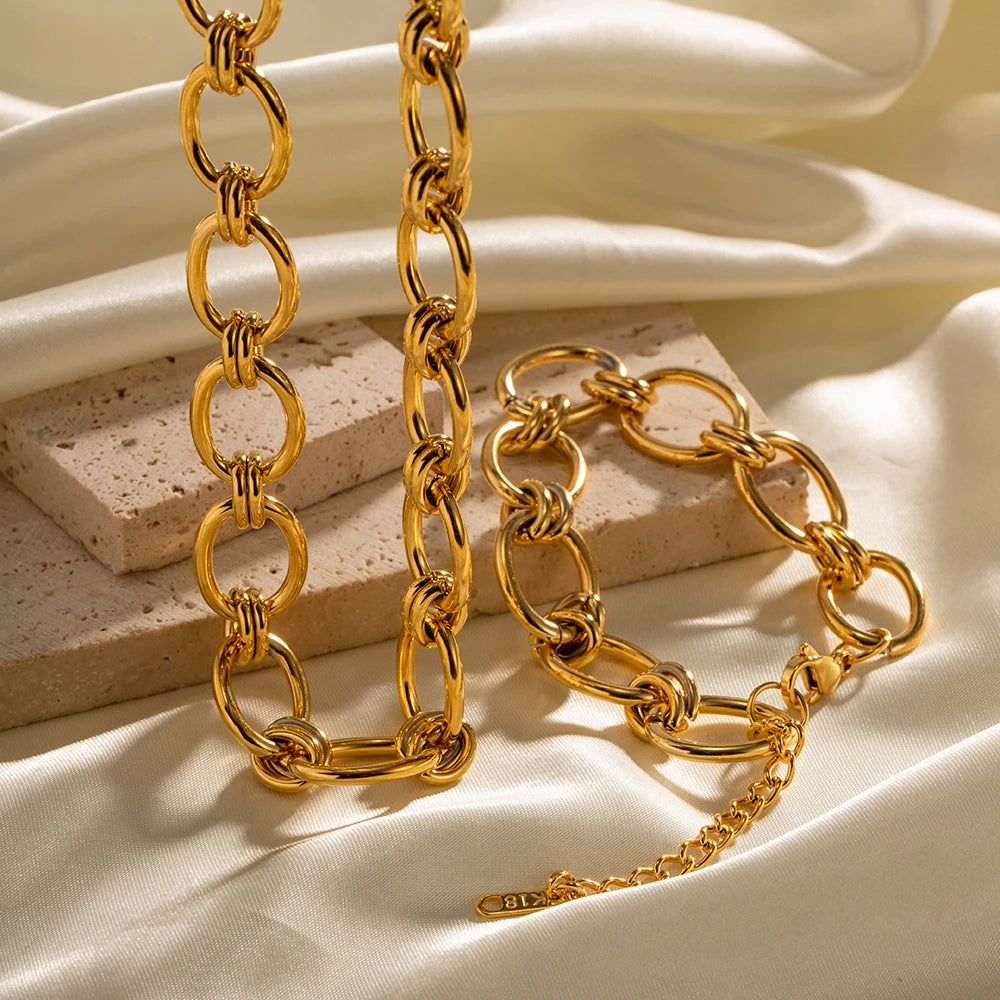 18K Gold Plated Necklace & Bracelet Set