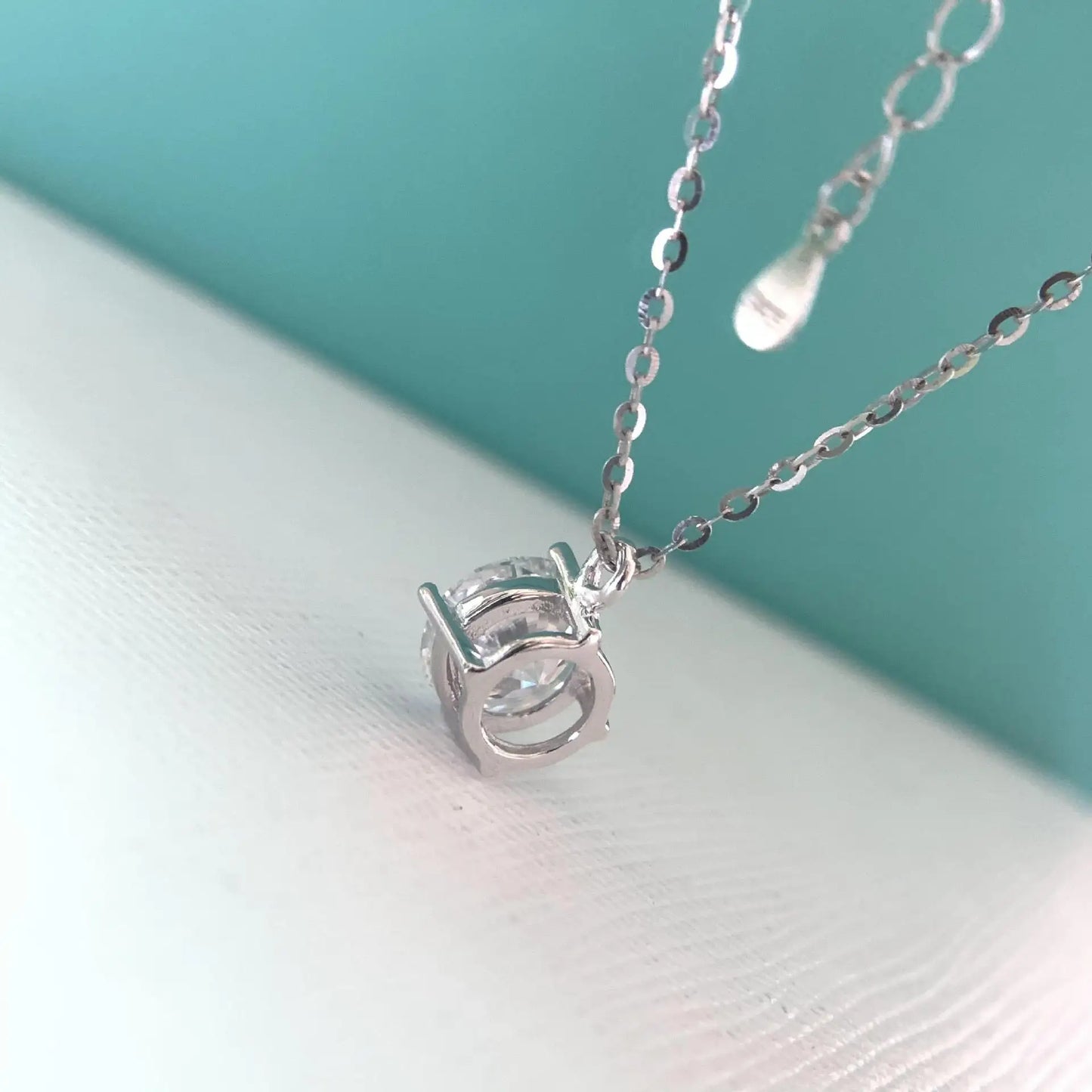 Real Moissanite Pendant 100% 925 Sterling Silver Classic Round Diamond Necklace Fine Jewelry