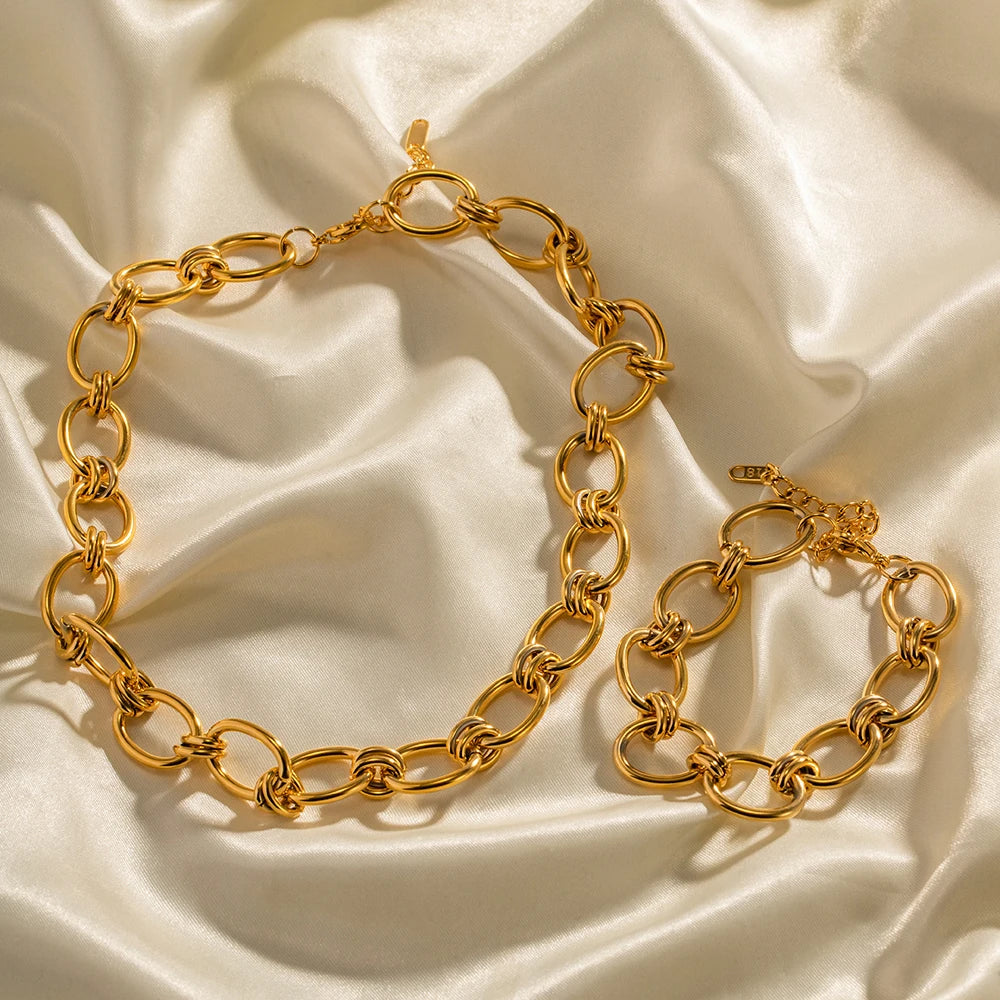 18K Gold Plated Necklace & Bracelet Set